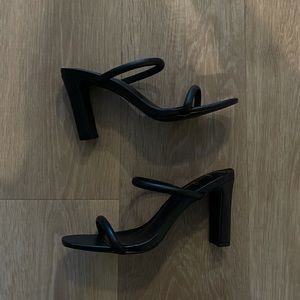 Lulus Strappy Black Heel